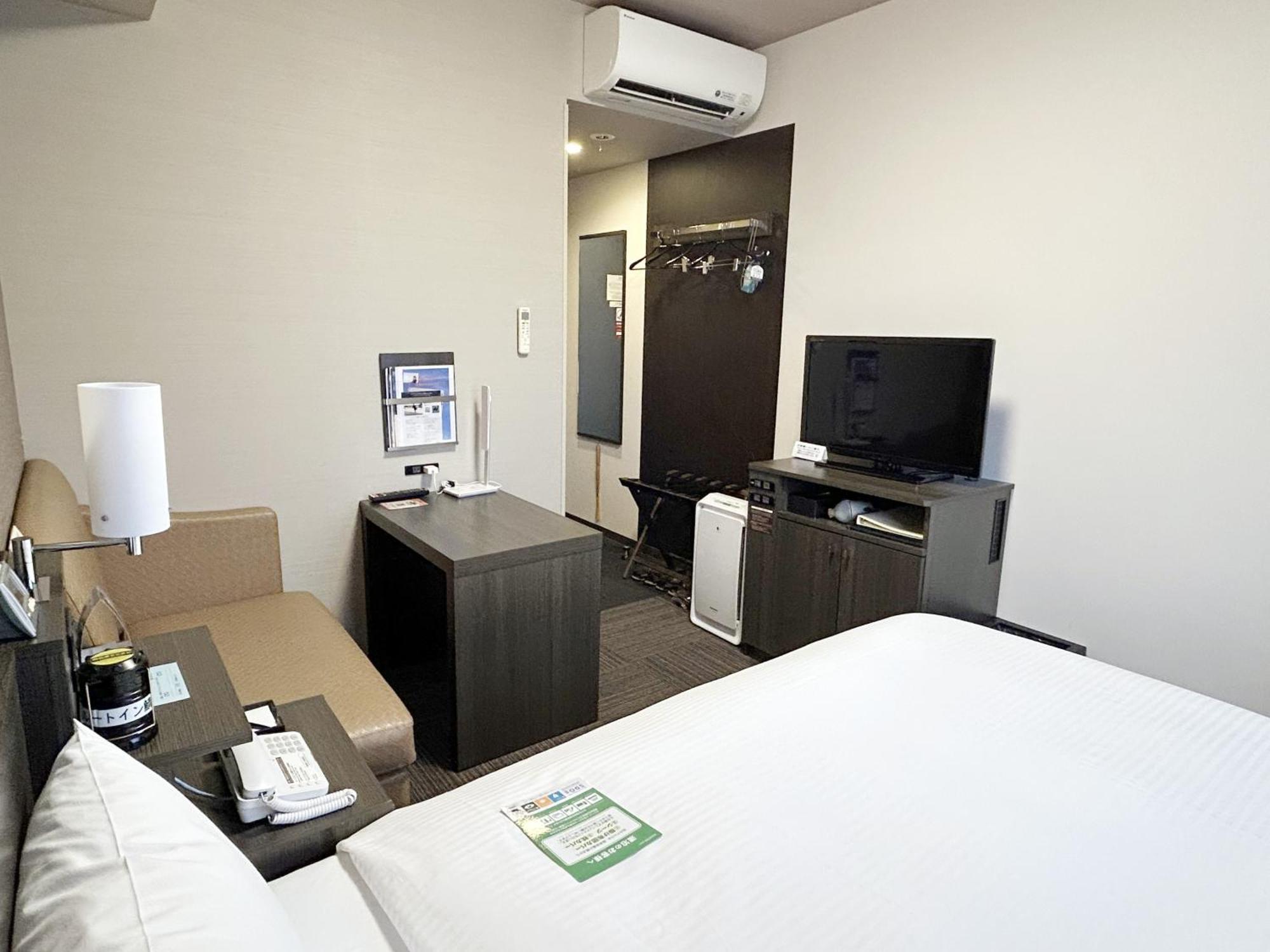 Hotel Route-Inn Sabae -Kokudou 8 Gou- Экстерьер фото