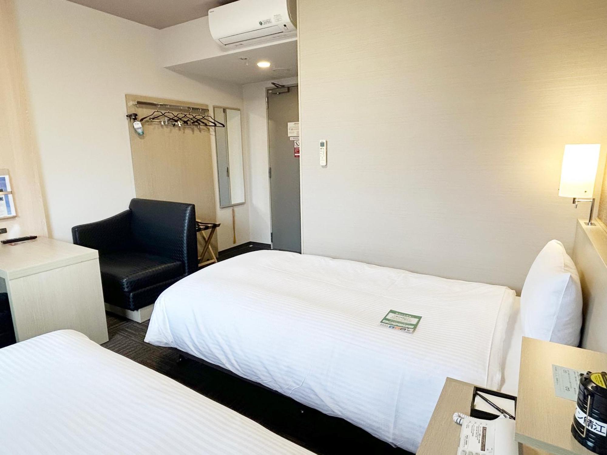 Hotel Route-Inn Sabae -Kokudou 8 Gou- Экстерьер фото