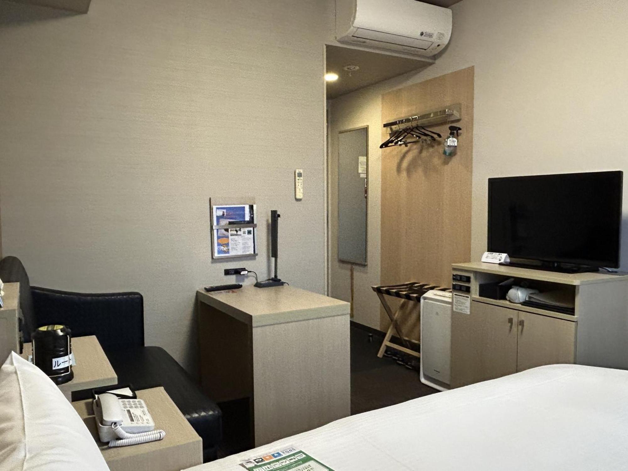 Hotel Route-Inn Sabae -Kokudou 8 Gou- Экстерьер фото
